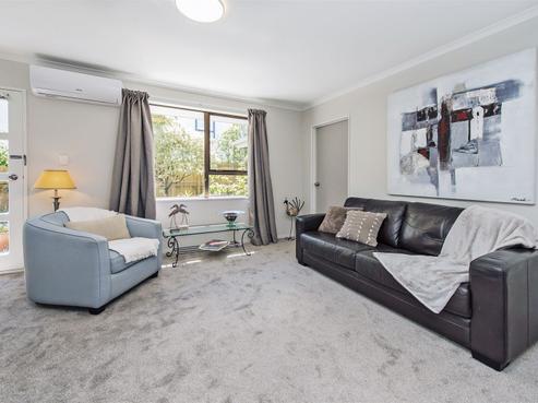 2/88 Bishop Street, Saint Albans