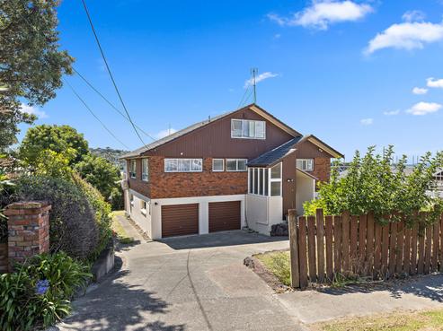 12 Beechwood Road, Rothesay Bay