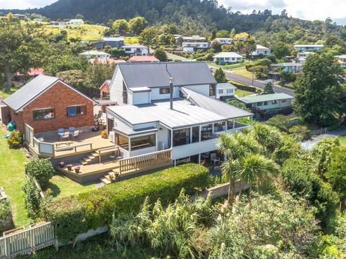 320 Marshall Crescent, Thames