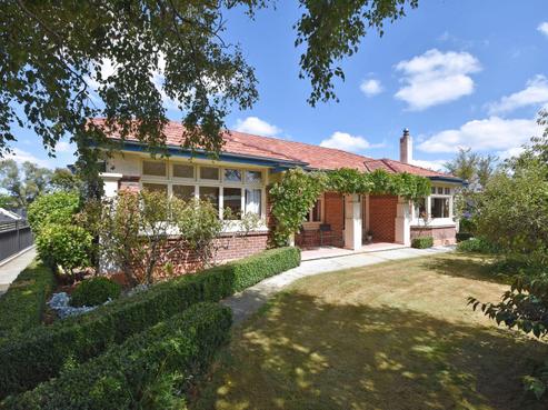 373 Herbert Street, Windsor