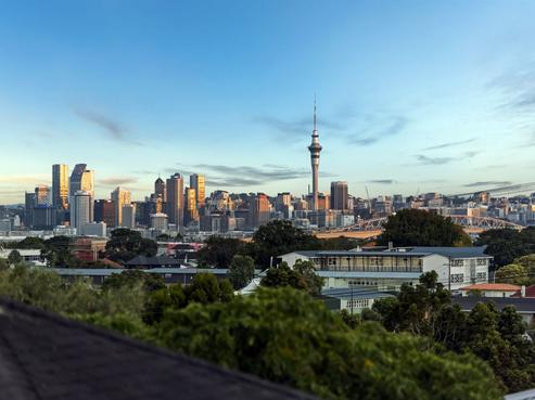 30A Tui Glen Road, Birkenhead