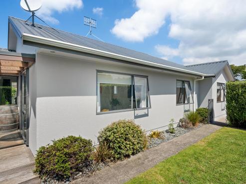 45 Solomon Street, Brookfield