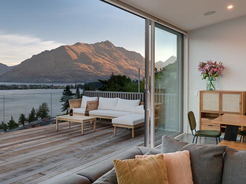 9 Saint Matthews Place, Queenstown Central