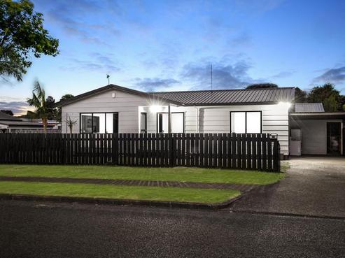 1/8 Templeton Place, Clendon Park