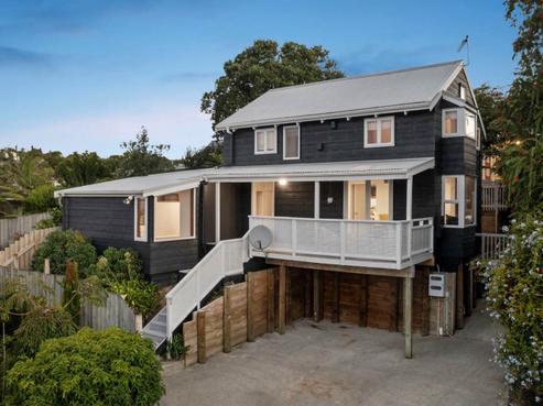 12 Celina Place, Browns Bay