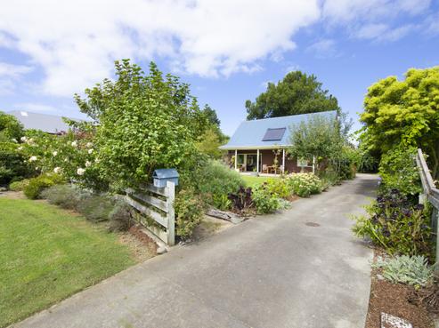 10 Waitaha Place, Clive