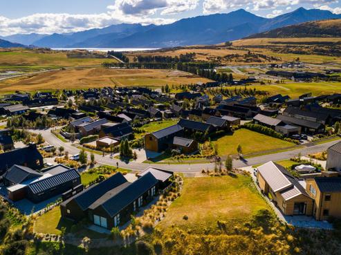 14 Falconer Rise, Jacks Point