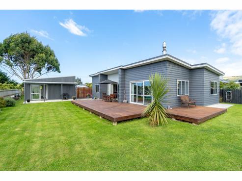 1239 Coast Road, Karitane