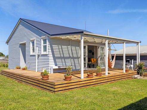 57 Domett Street, Opunake