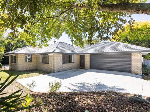 15 Nancy Avenue, Feilding