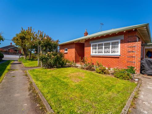 8 Maple Crescent, Watlington