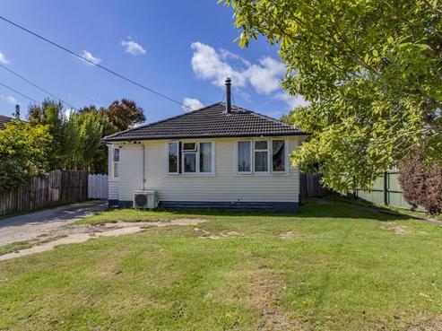 18 Oakland Street, Northcote
