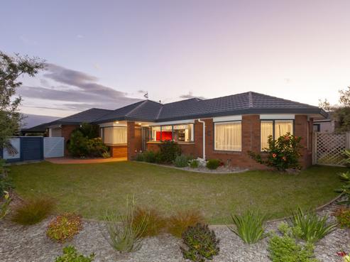 68 Guildford Drive, Paraparaumu