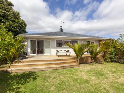 9 Nugget Grove, Raumati Beach