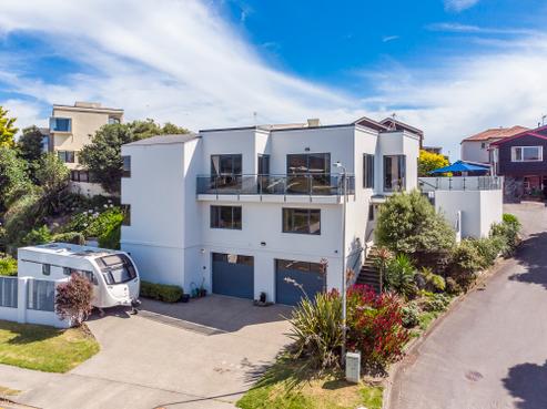 379 Kapiti Road, Paraparaumu Beach