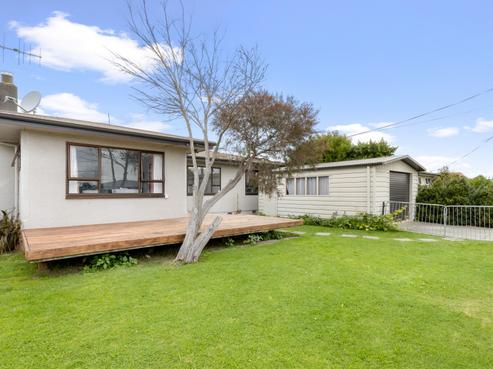 40 Harold Holt Avenue, Onekawa