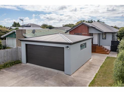 357 Estuary Road, South New Brighton