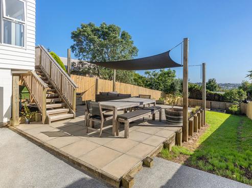 1/203 Waimumu Road, Massey