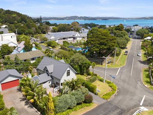 11 Chapel Street, Russell