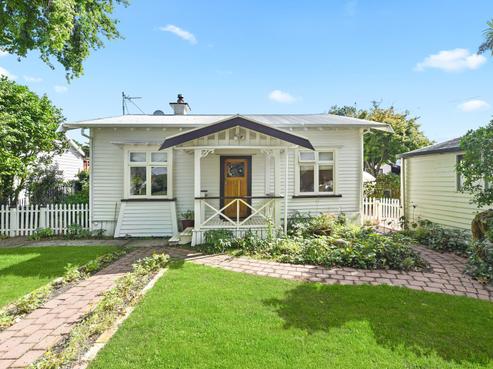 11 Young Street, Claudelands