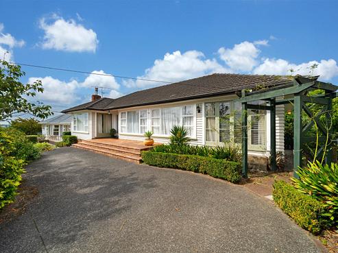 5 Lyndhurst Road, Te Atatu South