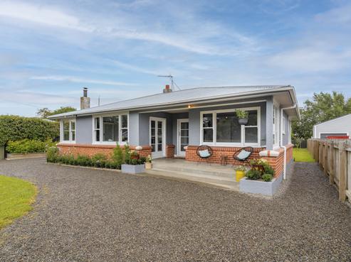 2 Plimsoll Street, Carterton