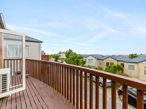 147B Hobsonville Road, West Harbour