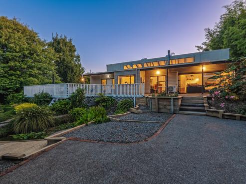 23 Course Lane, Sanson