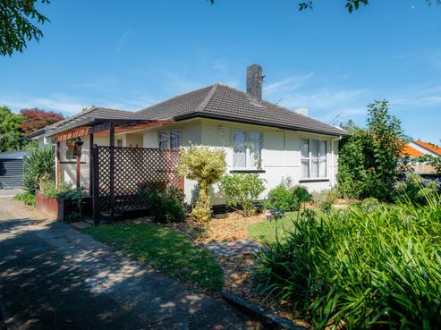 22 Slim Street, Bader