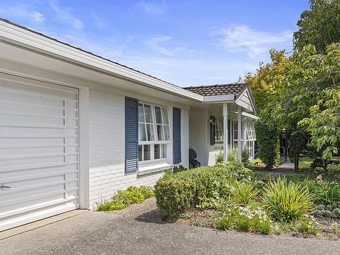 2/11 Napier Avenue, Takapuna