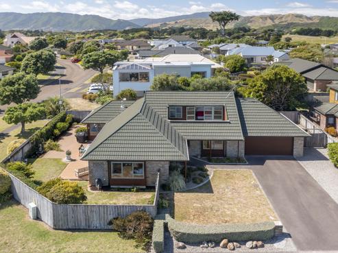 6 Kotuku Drive, Paraparaumu Beach