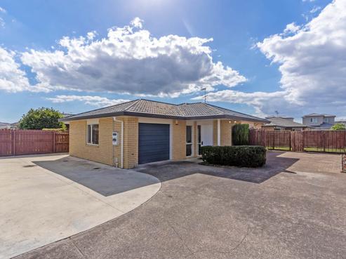 90 Manuroa Road, Takanini