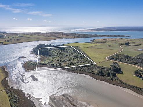 115 Heenan Road, Bluff