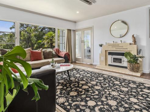 126 Sutherland Road, Brookfield