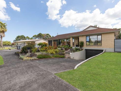 12 Harbour Crest Drive, Waiuku