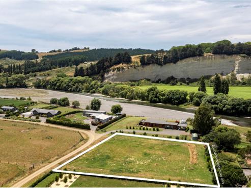 742D River Road, Otane