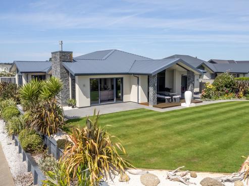 3 Te Waihora Street, Pegasus