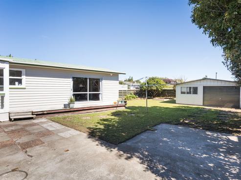 12 Leslie Avenue, Cloverlea
