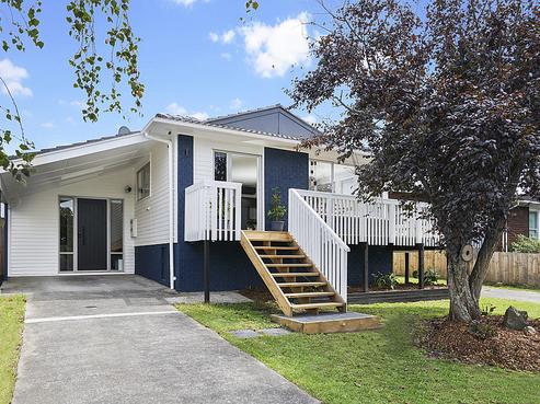 25 Finlow Drive, Te Atatu South