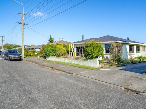 43 Main Street, Mataura