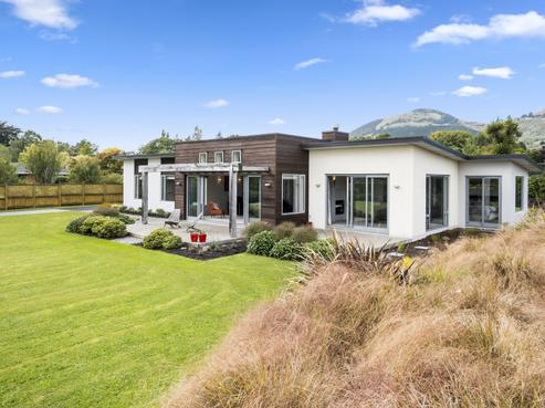 195 Gladstone Road South, East Taieri