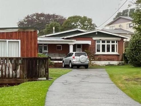 11 Tupoki Street, Glen Avon