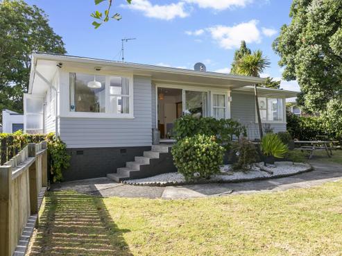 30 Nile Road, Kelston