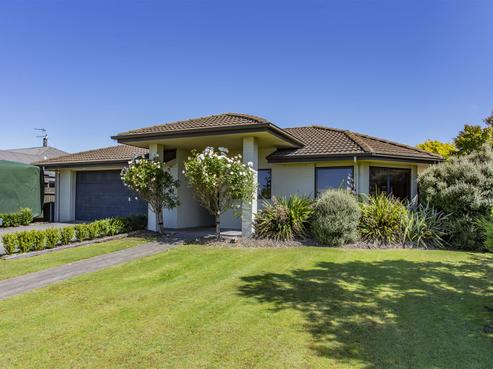 19 Bunting Place, Woodend