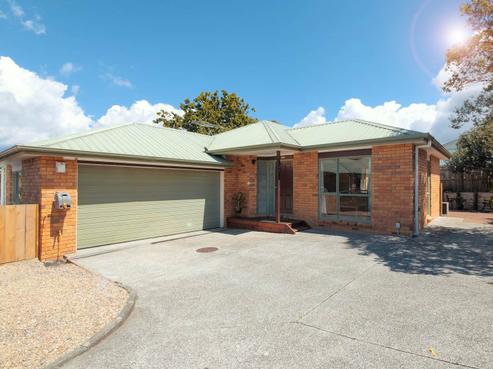 101B Royal Road, Massey