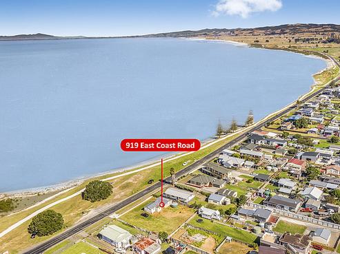 919 East Coast Road, Kaiaua