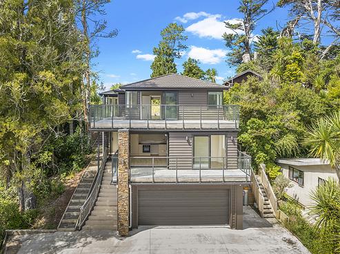 211 Victory Road, Laingholm