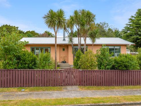 9 Kowhai Grove, Featherston