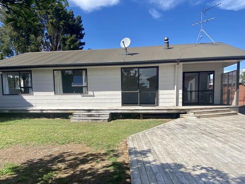 2/13 Edmund Hillary Avenue, Papakura