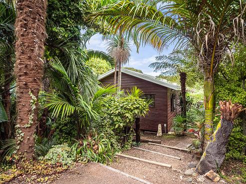41 Bay Road, Ostend